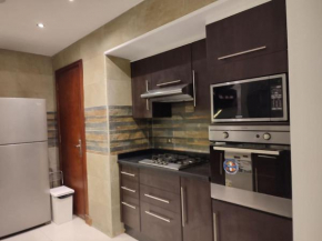 Newly refurbished 3 bed apartment
